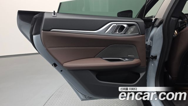 BMW 4-Series 2024 — photo 15