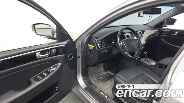 Hyundai Genesis 2012 — photo 10
