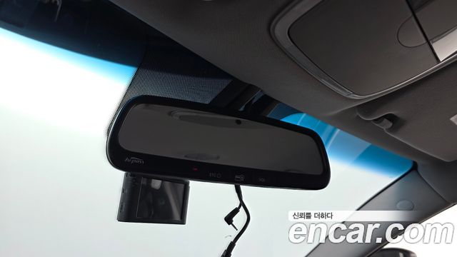 Hyundai Genesis 2012 — photo 18