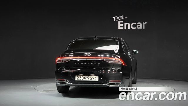 Hyundai Grandeur 2021 — photo 4