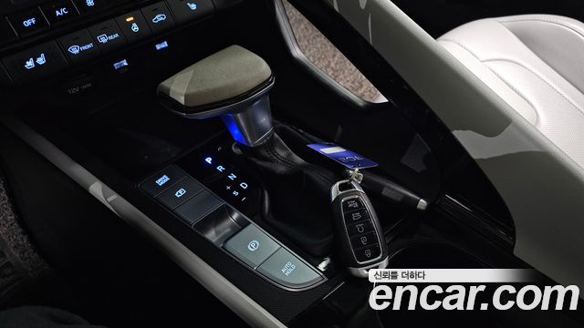 Hyundai AVANTE 2021 — photo 12