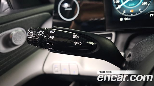 Hyundai AVANTE 2021 — photo 26
