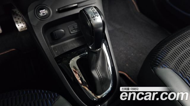 Renault Korea QM3 2017 — photo 12