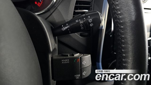 Renault Korea QM3 2017 — photo 32