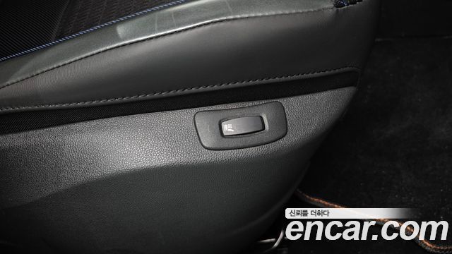 Renault Korea QM3 2017 — photo 35