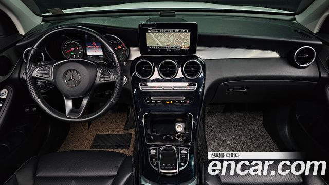 Mercedes-Benz GLC-Class 2019 — photo 10