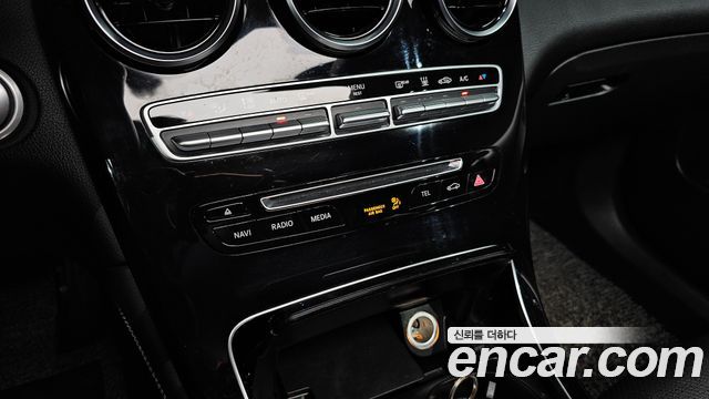 Mercedes-Benz GLC-Class 2019 — photo 27