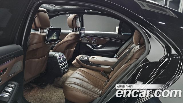 Mercedes-Benz S-Class 2017 — photo 12