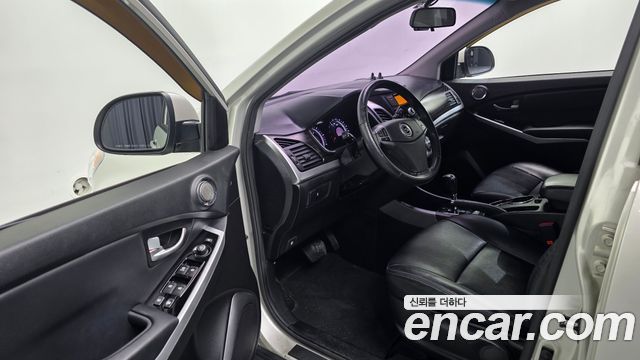 KG Mobility KORANDO 2014 — photo 11