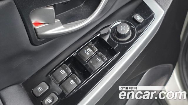 KG Mobility KORANDO 2014 — photo 12