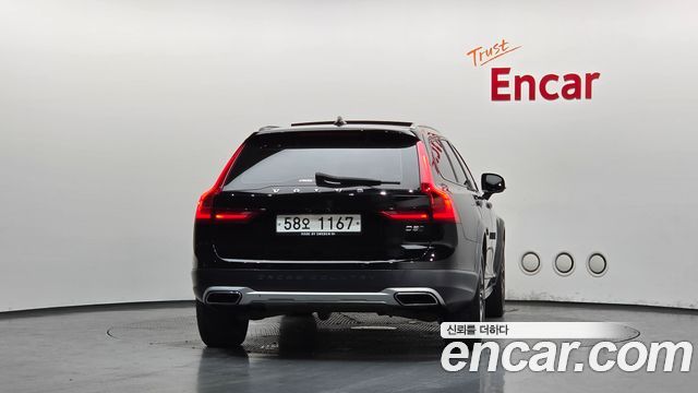 Volvo V90 2017 — photo 4