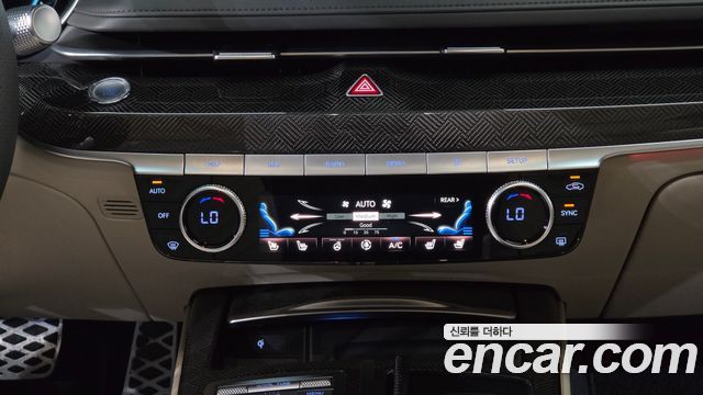 Genesis G80 2022 — photo 18