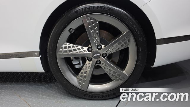 Genesis G80 2022 — photo 7