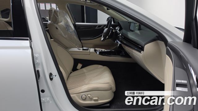 Genesis G80 2022 — photo 16