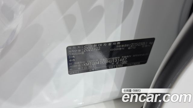 Genesis G80 2022 — photo 30