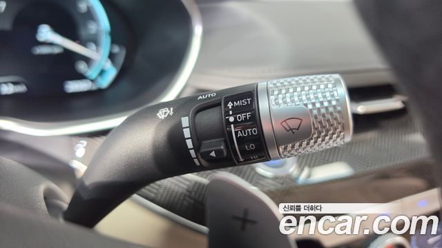 Genesis G80 2022 — photo 46