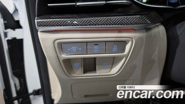 Genesis G80 2022 — photo 47