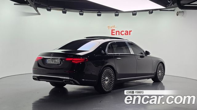 Mercedes-Benz S-Class 2023 — photo 2