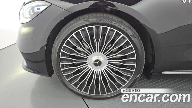 Mercedes-Benz S-Class 2023 — photo 5