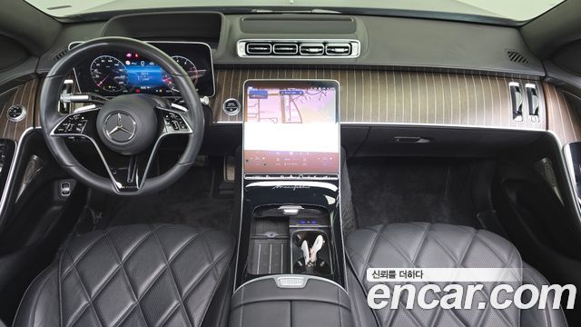 Mercedes-Benz S-Class 2023 — photo 10