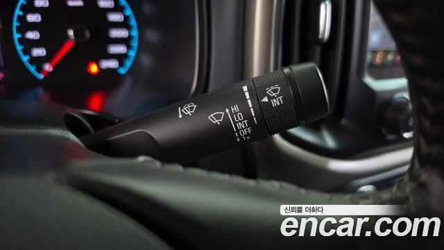 Chevrolet Korea Colorado 2021 — photo 26