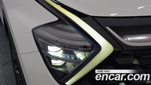 Kia Sportage 2023 — photo 8