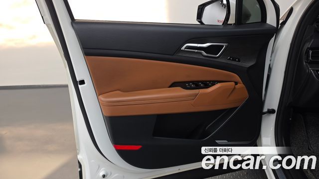 Kia Sportage 2023 — photo 14
