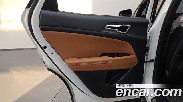 Kia Sportage 2023 — photo 15