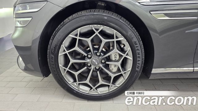 Genesis G80 2023 — photo 5