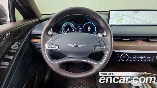 Genesis G80 2023 — photo 13