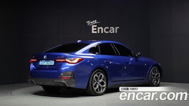 BMW i4 2023 — photo 2