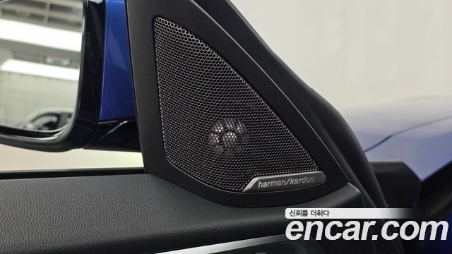 BMW i4 2023 — photo 23