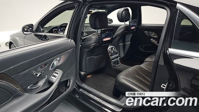 Mercedes-Benz S-Class 2018 — photo 18