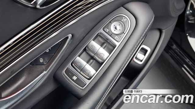 Mercedes-Benz S-Class 2018 — photo 29