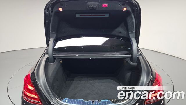 Mercedes-Benz S-Class 2018 — photo 38
