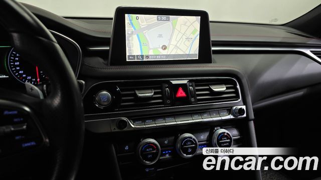 Genesis G70 2018 — photo 12