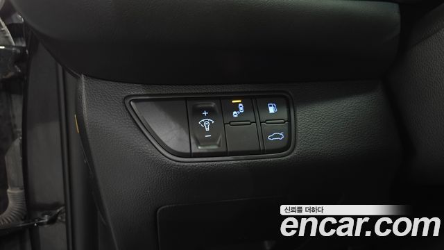 Genesis G70 2018 — photo 20