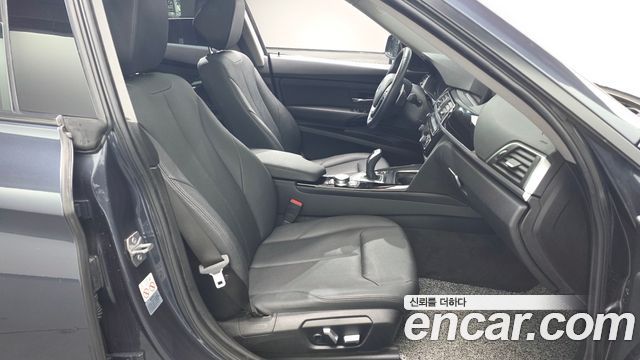 BMW Gran Turismo 2018 — photo 11