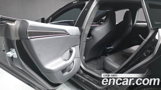 Tesla Model S 2026 — photo 16