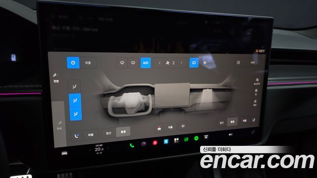 Tesla Model S 2026 — photo 31