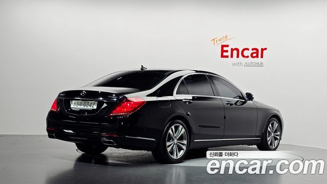 Mercedes-Benz S-Class 2017 — photo 2
