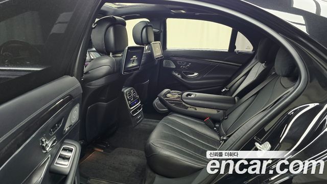 Mercedes-Benz S-Class 2017 — photo 17