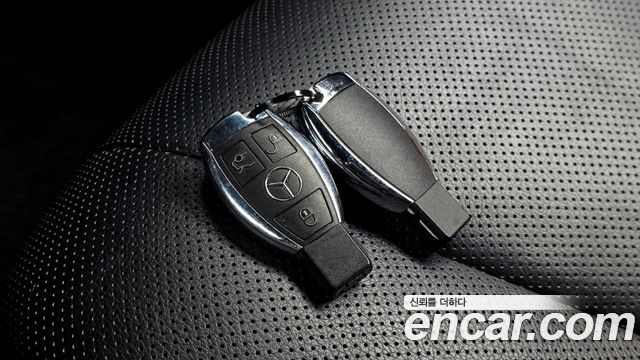 Mercedes-Benz S-Class 2017 — photo 20