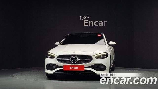 Mercedes-Benz C-Class 2022 — photo 3