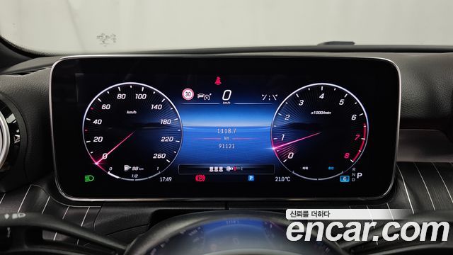 Mercedes-Benz C-Class 2022 — photo 11