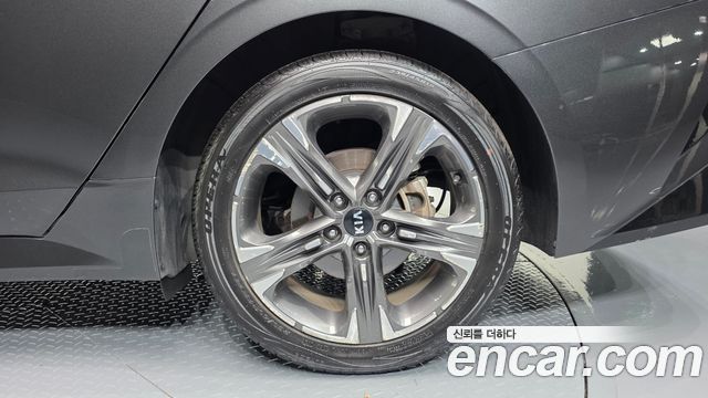 Kia K5 2020 — photo 7