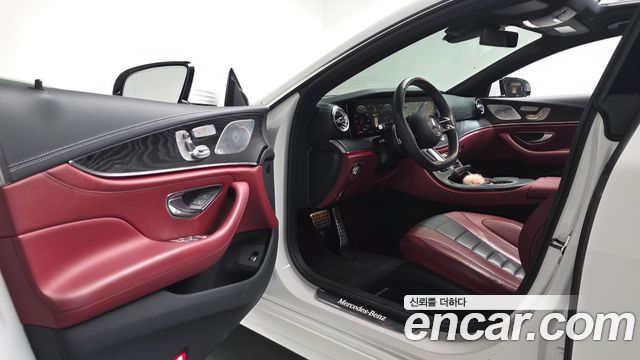 Mercedes-Benz CLS-Class 2023 — photo 13
