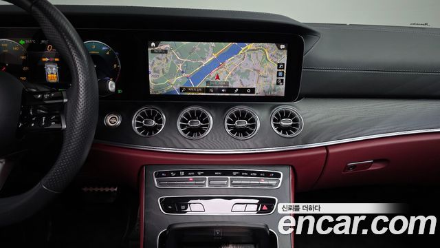 Mercedes-Benz CLS-Class 2023 — photo 20