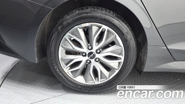 Kia K5 2022 — photo 5