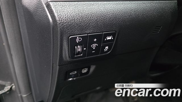 Kia K5 2022 — photo 25